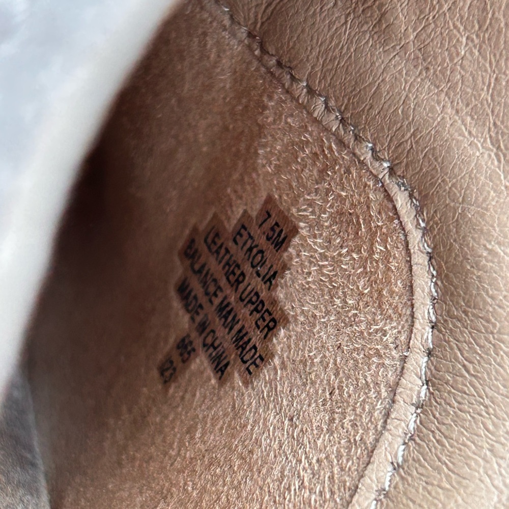 Earth Kolia Suede Clogs Sz 7.5 Taupe Slip On Mule Shoes Womens Boho Minimalist - Picture 9 of 11